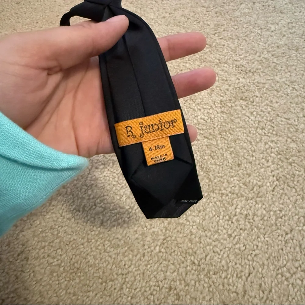 3/$25 R. Junior Tie
